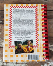 Load image into Gallery viewer, Vintage Gooseberry Patch Cookbook "Welcome Home for the Holidays"