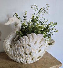 Load image into Gallery viewer, White Swan Planter
