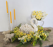 Load image into Gallery viewer, White Swan Planter