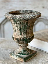 Load image into Gallery viewer, Killington Aged Urn~10.5"