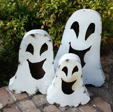 Load image into Gallery viewer, Halloween Metal Ghost Large